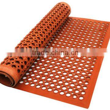 China Manufacturer Red Anti Fatigue Kitchen Perforated Rubber Mats