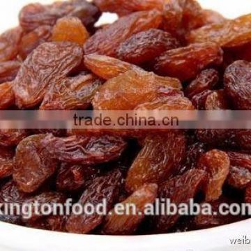 taste sweet and seedless dried red raisin