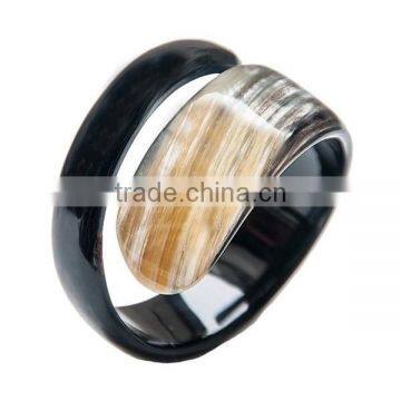 High quality best selling buffalo horn yellow black modern bracelet from Vietnam