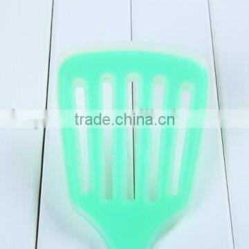 Square Silicone Shovel With Stainless Stick Handle photo-3