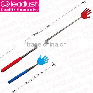 Extendable back scratcher, hand shape