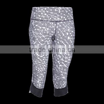 Ladies sport capri yoge wear