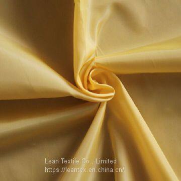 Polyester 300T Taffeta Fabric 65 gsm plain dyed