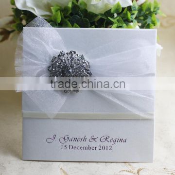 2016 Hot Sale Luxury Lace Wedding Invitation Card Greeting Card with Shinning Buckle