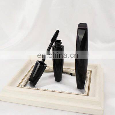OEM ODM Black Custom Empty Wand Eyelash Brush Cosmetic Mascara Tube photo-4