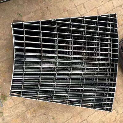 Grelha de Aço Galvanizado 30x3mm Capacidade de Carga de 1 Tonnela para Piso Industrial
