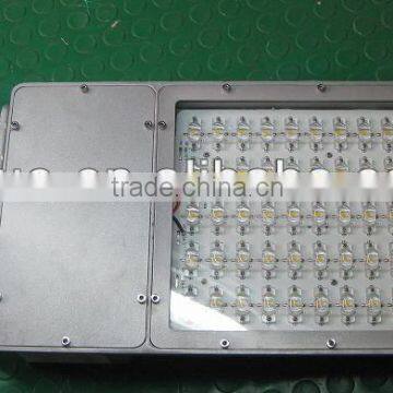 2013 NEW 60W solar LED street light IP65 150degree beam angle