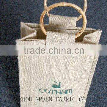 Natural hessian wine bag