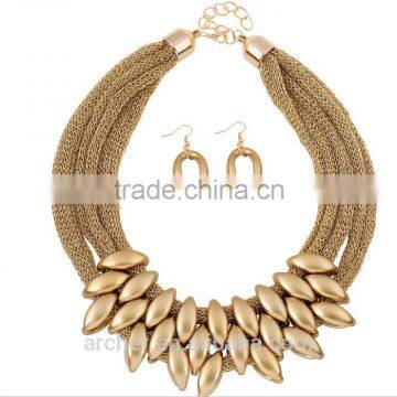 Well Made Chunky Layered Necklace Set African Wedding acrylic Beads Set metal chain Jewelry Set GJ-110