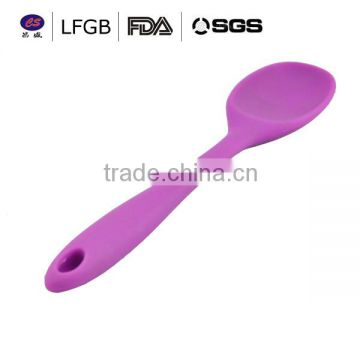 With stock! acctrictive design high quality hot sale wholesale silicone spoon