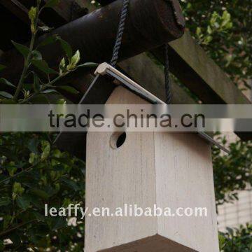 LEAFFY-Wooden Bird Nest