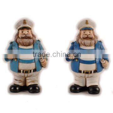 2015 New Products New Sale Resin Captain photo-3