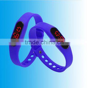 R0805 2016 Digital Sport Led Watch photo-4