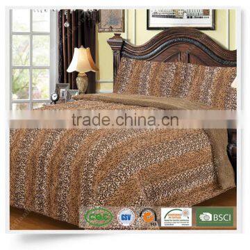 100% Polyester Hand Made PV Fleece Quilt Pillow Cover Bed Sets Animal Fur Design photo-2