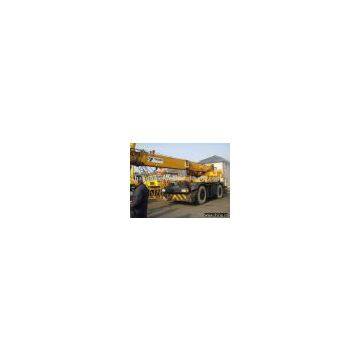 Used crane tadano TR-300M 30 ton in good working condition ( used rough terrain crane 30 ton, used mobile crane tadano )