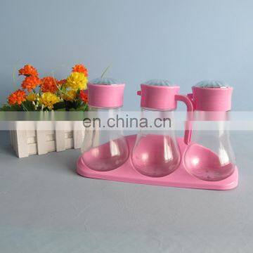 Measuring condimental holder set plastic seasoning containers