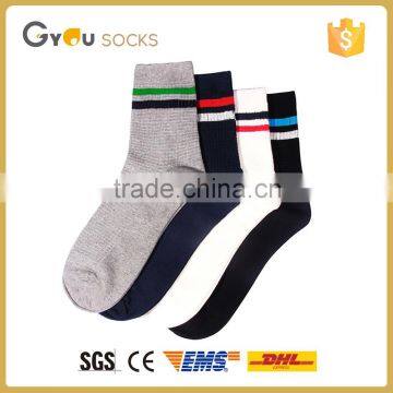 2016 Bulk produce handmade 100% cotton socks Colorful knitting patterns men socks