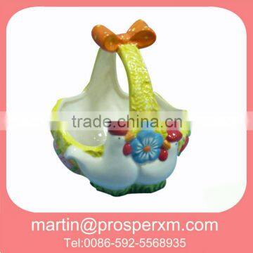 2013 new design ceramic easter basket