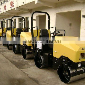 vibratory mini road roller,ride-on double drum road roller,Japan engine and bearing 20HP,NSK bearing,CE certification