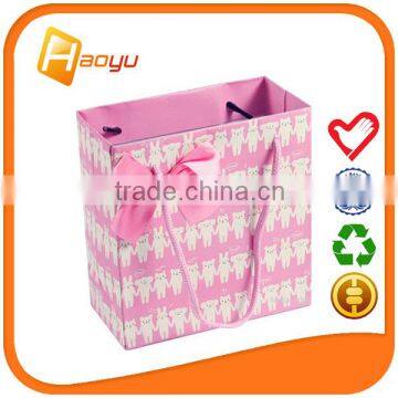 Customized paper gift bag for handbag on Alibaba China