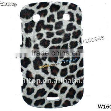 Leopard Skin Cover for Bold 9900 9930. Leopard Skin Hard Case Cover for Bold 9900 9930.Brown Color.