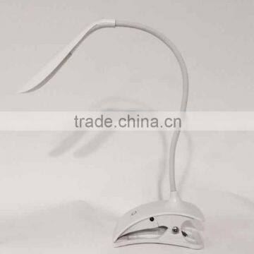 OEM Factory Rechargeable Portable Table Lamp American Style Table Lamp photo-2