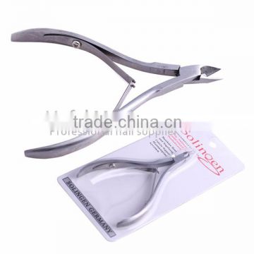 Shape easy operate cuticle cutter for nail