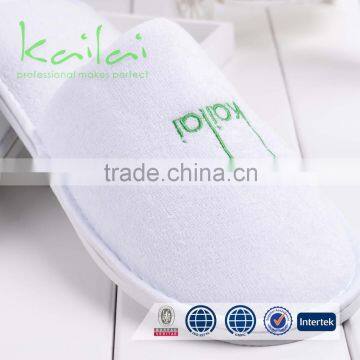 Disposable Fluffy Slippers for Winter /Washable Hotel Slipper for guests