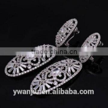 Wholesale Stock Small Order Fashion Women Hollow Garland Zircon Earrings photo-3