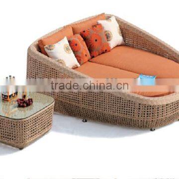 Outdoor Rattan Day Bed 2 Piece Set with teatable