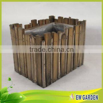 Factory Price Plastic Liner and Wooden Design Garden Flower Pot photo-5