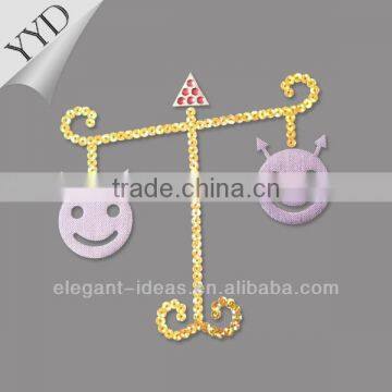 Custom scale hotfix sequins motif in laser cutting applique