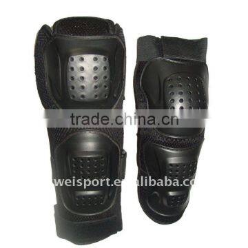 Motorcycle knee protector