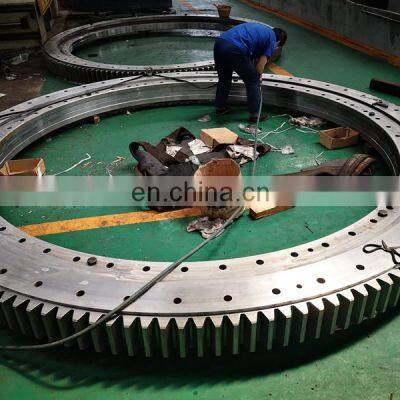 Larger Diameter Slewing Bearing 131.50.4000 With External Gear for Crane