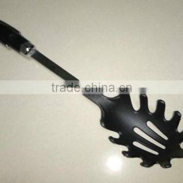 Alibaba retail nylon kitchen utensils 2013 the best selling products made in china