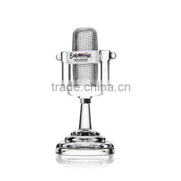 Microphone trophy TV show competetion award with flag engraving K9 crystal eurovision song contest eurovision trophy                        
                                                Quality Choice