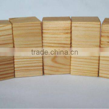 Eco pine wood cubes