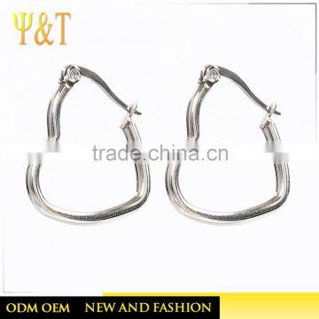 Fashion heart shaped hoop earrings women silver jewelry designs
