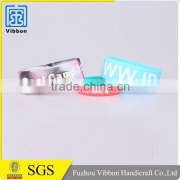 Debossed and Embossed Customize Personalized Silicone Bracelets Wristband
