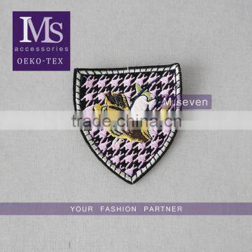 new arrival woven patch cold patch 7*7 cm pink color embroidery textile patch logo patch for garment