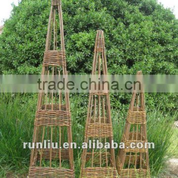 willow obelisk