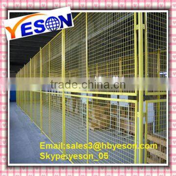 chain link fence brackets