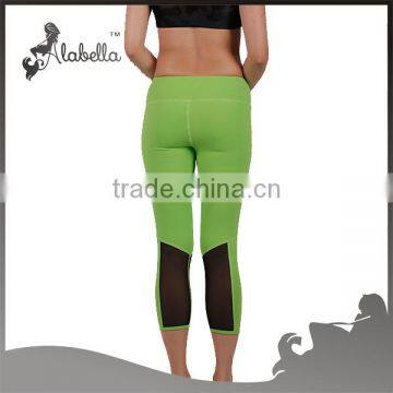 Classic 7/8 Green Yoga Mesh Capri Leggings photo-3