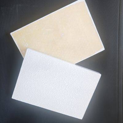 Panneaux de plafond en fibre de verre Premium - Panneau de plafond acoustique NRC 0,9 - Ininflammable et léger pour les espaces commerciaux
