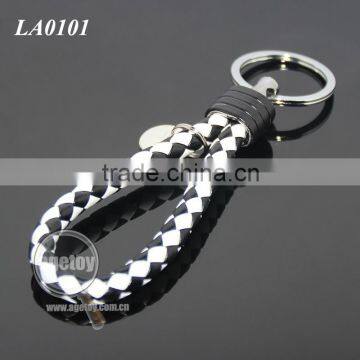 New Arrival Manual Hand Braided Rope Silver Zinc Alloy Metal Tag Braided Leather Cord Black White Leather Straps Weave Keychain photo-4