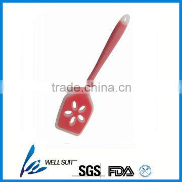 Good quality personalized silicone slotted turner