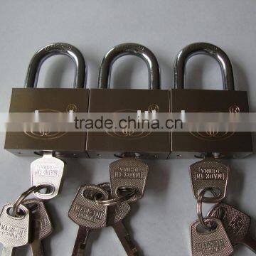 Vane key square padlock