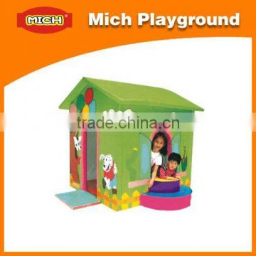 Eco-friendly and lovely playhouse/indoor playhouse/kids plastic playhouse 2108J