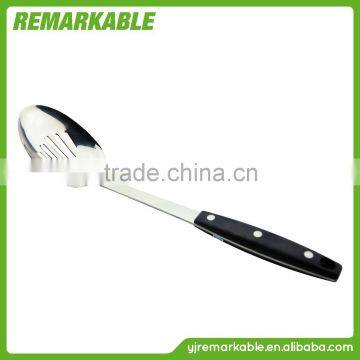2016 New Design Hot Selling spoon with hole cooling spoon spoon rest