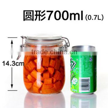 0.7L Recycled airtight Round shape glass jar with metal clip top lid for kitchen and food